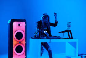 Party reproduktor JBL PARTYBOX 1000 černý

 obrázek produktu 19 z 20