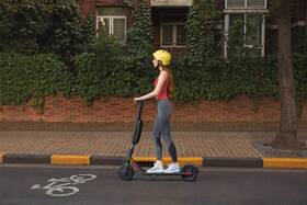 Elektrická koloběžka Ninebot by Segway E45E 

 obrázek produktu 12 z 20