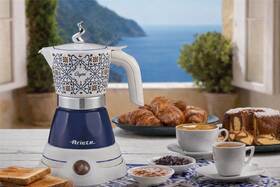 Moka konvice Ariete ART 1358/CA bílý/modrý

 obrázek produktu 3 z 4