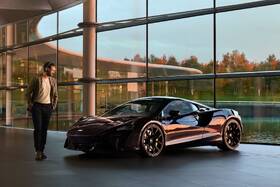 Sluchátka Bowers & Wilkins Px8 McLaren edition šedá

 obrázek produktu 20 z 22