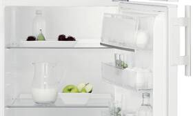 Chladnička Electrolux EJ2801AOW2 bílá

 obrázek produktu 6 z 7