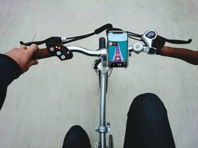Držák na mobil CellularLine Rider Steel na řídítka pro motorku i kolo černý

 obrázek produktu 2 z 3