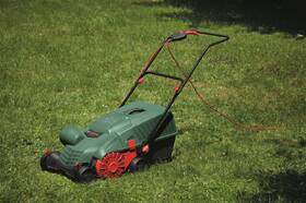 Vertikutátor Bosch UniversalRake 900 

 obrázek produktu 2 z 6