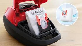 Podlahový vysavač Bosch BGB8PET3A červená barva

