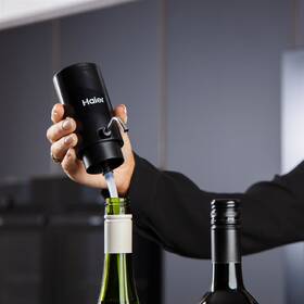 Dávkovač na víno Haier HAWAEAD02 černý

 obrázek produktu 5 z 11