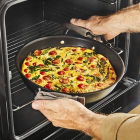 Pánev Tefal G3300553, 26 cm černá

 obrázek produktu 3 z 7