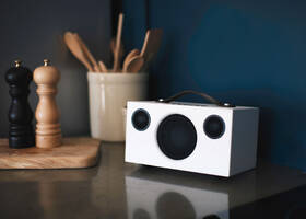 Přenosný reproduktor Audio Pro T3+ bílý

 obrázek produktu 3 z 5