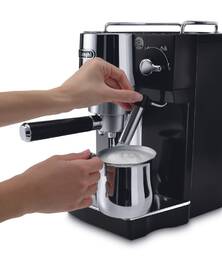 Espresso De'Longhi EC820 černé

 obrázek produktu 6 z 13