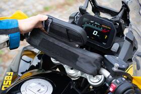 Držák na mobil FIXED Handlebar Case na řídítka motocyklu černý

 obrázek produktu 8 z 11