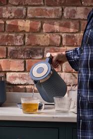 Rychlovarná konvice RUSSELL HOBBS Soft Navy 26752-70 modrá

 obrázek produktu 9 z 15