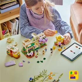 Stavebnice LEGO® Friends 42671 Kavárna plná rostlin a květinářství 

 obrázek produktu 6 z 8