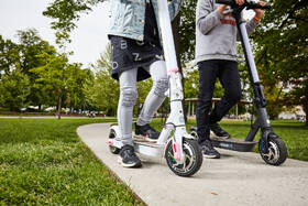 Elektrická koloběžka GoGEN VOYAGER LITE S201B, černá 

 obrázek produktu 23 z 24