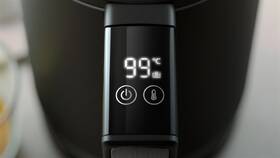 Rychlovarná konvice Philips HD9396/90 černá

 obrázek produktu 5 z 11