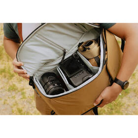 Batoh Peak Design Everyday Backpack 30L (v2) Coyote 

 obrázek produktu 10 z 11