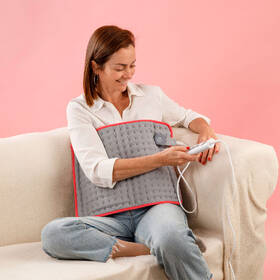 Vyhřívací dečka Solac CT8701; 48 × 34 cm šedá

 obrázek produktu 1 z 3
