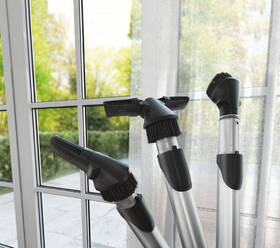 Podlahový vysavač Electrolux EUOC9GREEN černý/zelený

 obrázek produktu 3 z 10