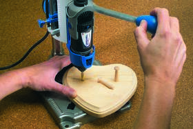 Držák Dremel 26150220JB šedé/modré

 obrázek produktu 1 z 4