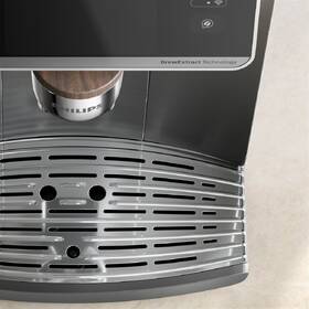 Automatický kávovar Philips LatteGo Pro EP8757/12 černý

 obrázek produktu 4 z 12