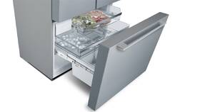 Americká lednice Bosch KFF96PIEP ocel

 obrázek produktu 8 z 20