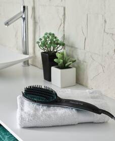 Žehlicí kartáč Rowenta POWER STRAIGHT CF5820F0 černý

 obrázek produktu 11 z 15