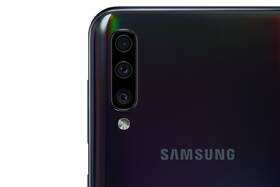 Mobilní telefon Samsung A50 Dual SIM černý

 obrázek produktu 8 z 10