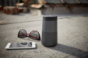 Přenosný reproduktor Bose SoundLink Revolve černý

 obrázek produktu 7 z 7