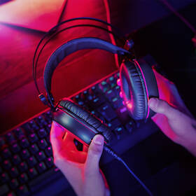 Headset Niceboy ORYX X210 Donuts černý

 obrázek produktu 5 z 9