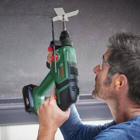 Kladivo Bosch UniversalHammer 18V (s baterií) 

 obrázek produktu 3 z 9