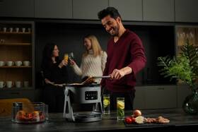 Fritéza horkovzdušná Lauben Glass&Grill Air Fryer 3in1 5500BG šedá

 obrázek produktu 19 z 19