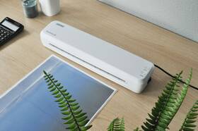 Laminátor DESQ A3 Business bílý

 obrázek produktu 9 z 9