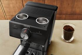 Pákový kávovar Krups XP381810 Authentic C50 černý

 obrázek produktu 4 z 11