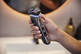 Holicí strojek Philips S9974/35 

 obrázek produktu 19 z 27