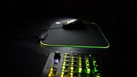 Podložka pod myš Roccat Sense AIMO, RGB, 250 x 350 x 3,5 mm černá

 obrázek produktu 6 z 8