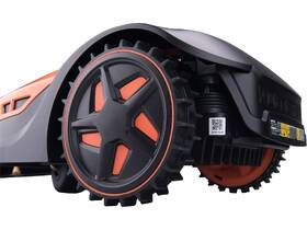 Robotická sekačka Extol Premium 8895650 600m² 

 obrázek produktu 2 z 16
