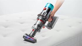 Tyčový vysavač Dyson V12 Origin stříbrná barva
