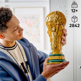Stavebnice LEGO® Editions 43020 Oficiální trofej Mistrovství světa ve fotbale 

 obrázek produktu 4 z 8