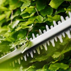Nůžky na živý plot Gardena EasyCut 55/18V (s baterií) 14735-20 

 obrázek produktu 3 z 5