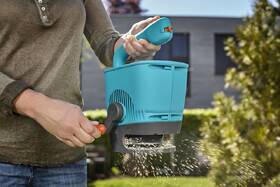 Rozmetadlo hnojiv Gardena 0431-20 

 obrázek produktu 2 z 4