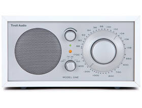Radiopřijímač Tivoli Audio Model One stříbrný/bílý

 obrázek produktu 1 z 5