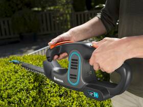 Nůžky na živý plot Gardena EasyCut Li40 9836-20 (s baterií) 

 obrázek produktu 3 z 5