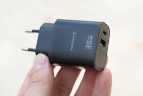 Nabíječka do sítě Swissten EDGE GaN 1x USB-C PD 35W/1x USB-A 18W QC černá

 obrázek produktu 7 z 7