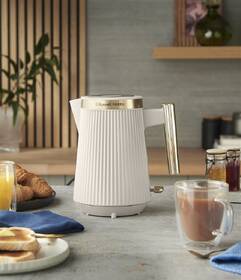 Rychlovarná konvice RUSSELL HOBBS 26751-70 Brontë Stone krémová

 obrázek produktu 8 z 12