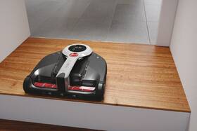 Robotický vysavač Hoover HGO710 011 
