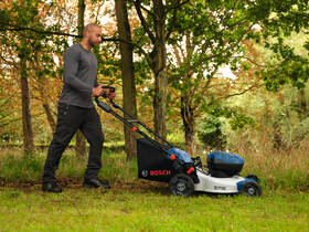 Sekačka Bosch Professional GRA 18V2-46SP (bez baterie) 

 obrázek produktu 3 z 11
