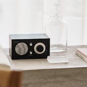 Radiopřijímač Tivoli Audio Model One BT černý

 obrázek produktu 6 z 7