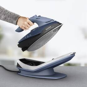 Žehlička Tefal FV6675E0 Freemove Power modrá

 obrázek produktu 10 z 12