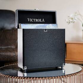Kufřík Victrola na vinylové desky černý

 obrázek produktu 2 z 2