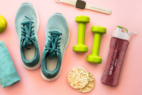 Stolní mixér Hyundai PB 900 bílá barva
