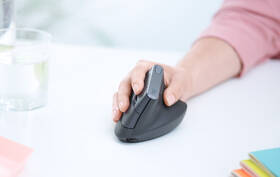 Myš Logitech MX Vertical černá

 obrázek produktu 5 z 8