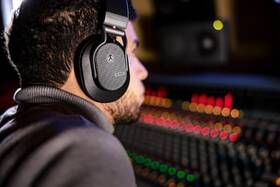 Sluchátka Austrian Audio Hi-X65 černá

 obrázek produktu 13 z 14